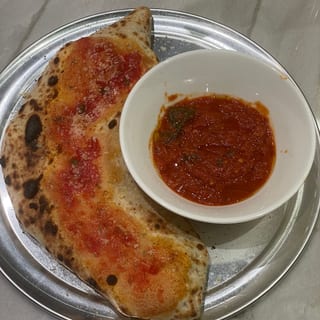 Calzone Clasico