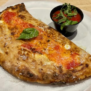NG CALZONE